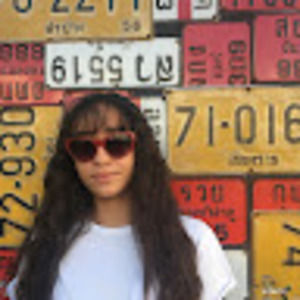 Meet your Posher, Alexia